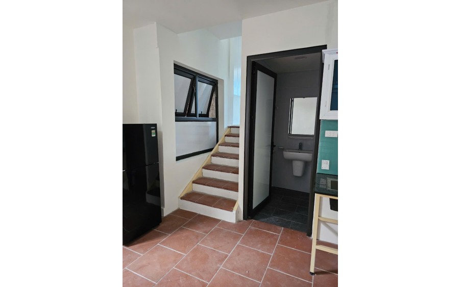 CHO THUÊ LÀM CHDV NGÕ HÀNG THỊT, 70M2, 4 TẦNG, 5 PHÒNG 35 TRIỆU - FULL ĐỒ